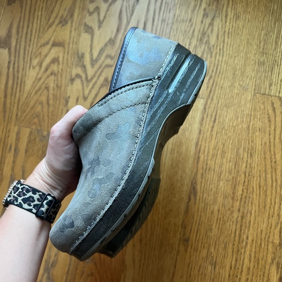 Dansko clogs - Picture 6 of 9